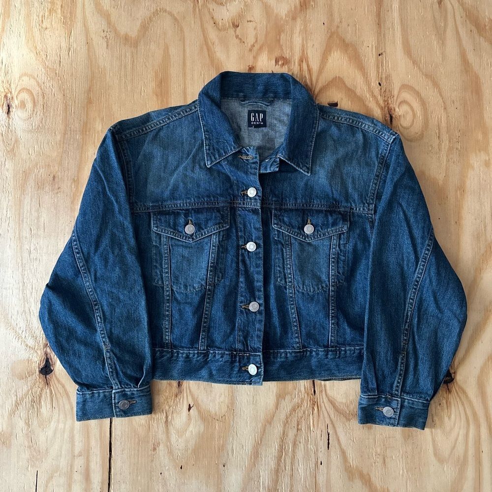 GAP Cropped Jean Jacket Logo on Back M